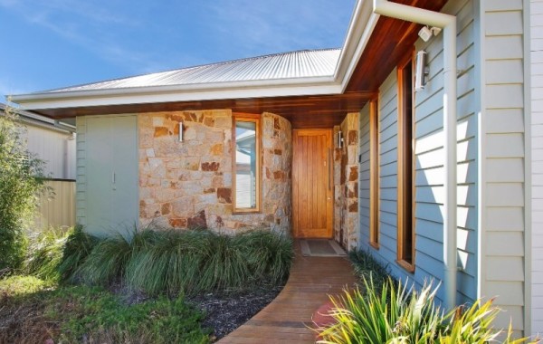 Station Street Bright